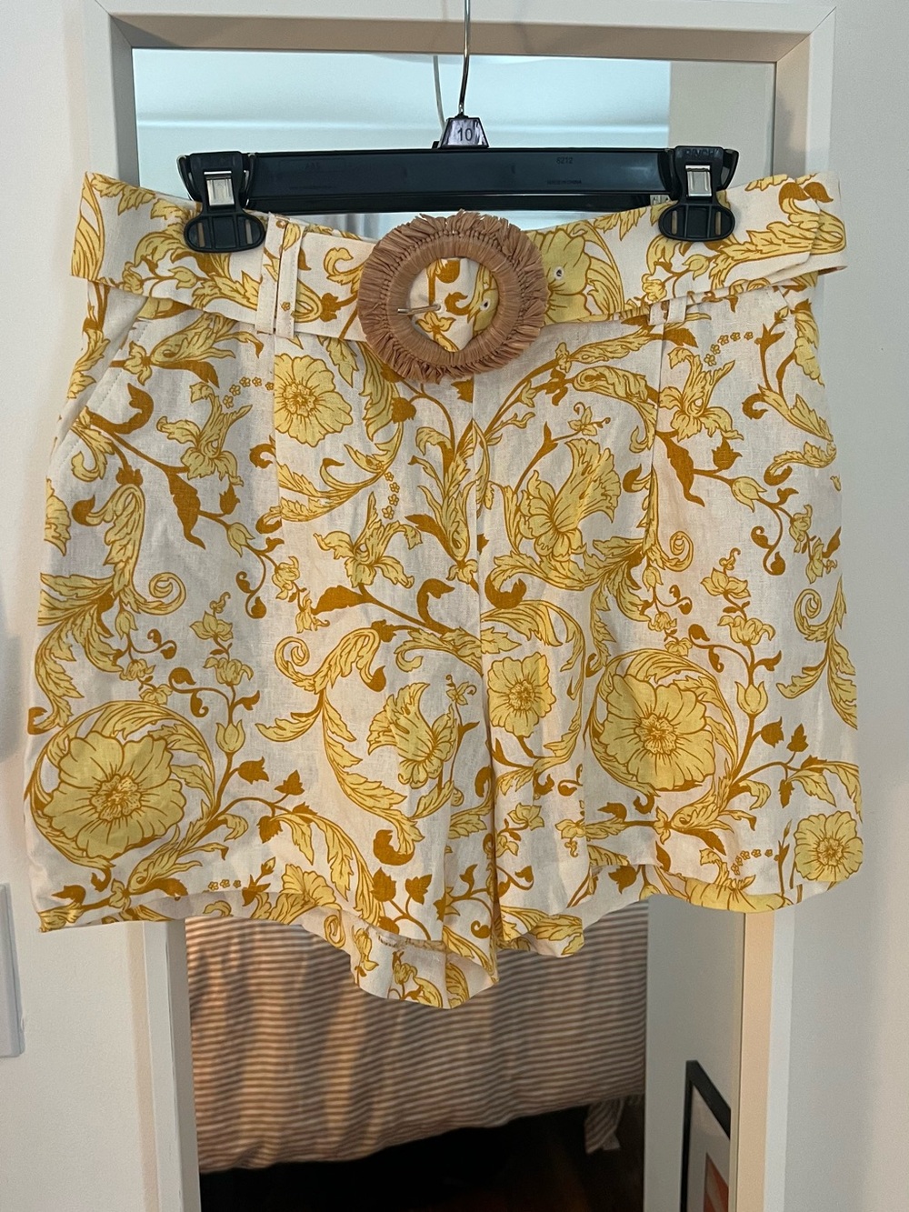 Floral Yellow Linen Blend Shorts, Resortwear Raffia Belt Buckle, Vacation